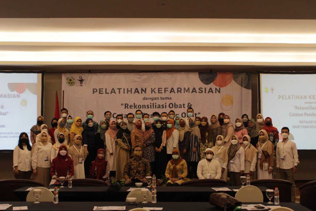 Pelatihan Profesi Apoteker  dan TTK Instalasi Farmasi Didukung oleh KOMITE TPTL